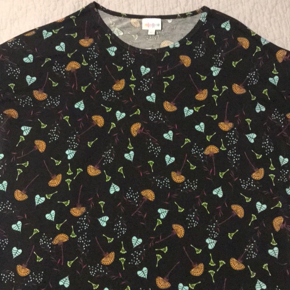 Lularoe Irma - Picture 1 of 3